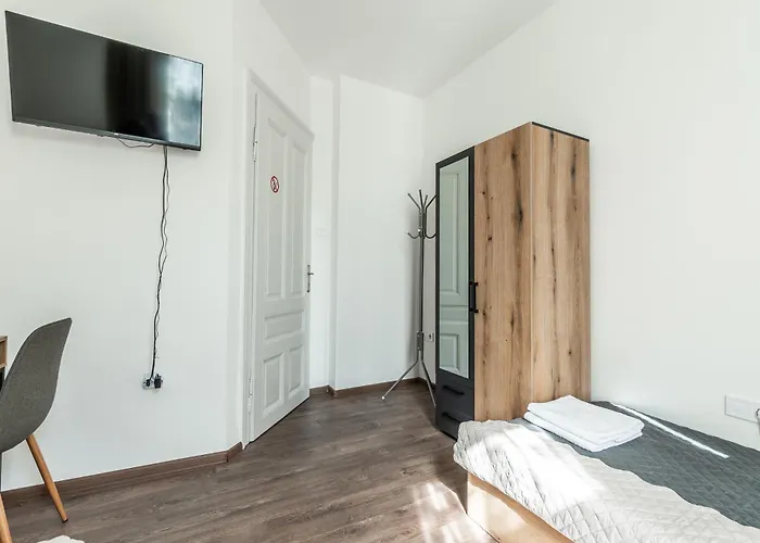 Vitoshka - R3 * София